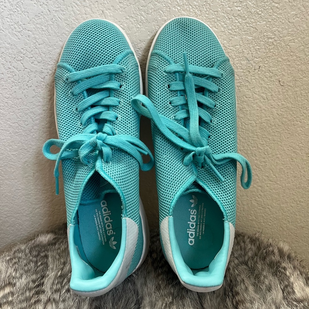 Adidas Stan Smith turquoise mesh tennis shoes. Size 8